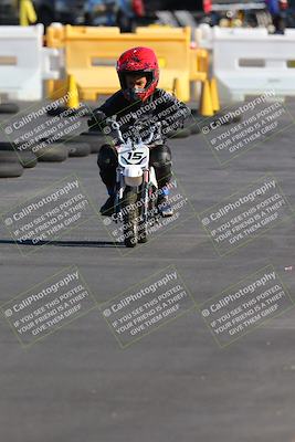 media/Nov-06-2022-SoCal Trackdays (Sun) [[208d2ccc26]]/Around the Pits/